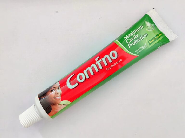 What ingredients are in toothpaste we use